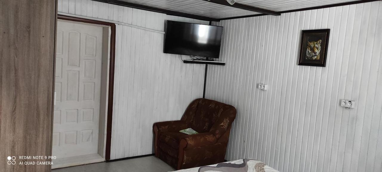 Kazka Aparthotel Jablunytsja Exteriör bild