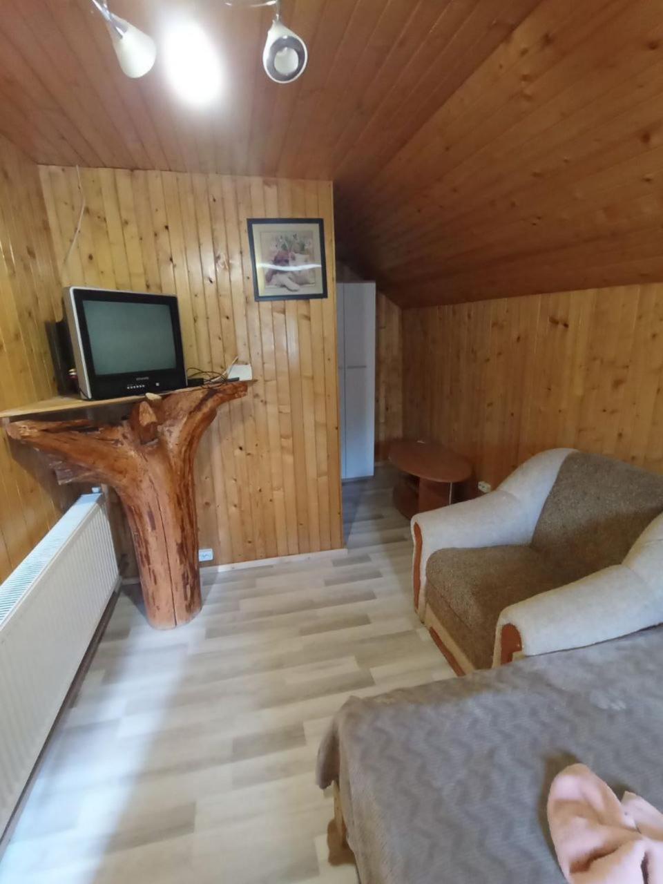 Kazka Aparthotel Jablunytsja Exteriör bild