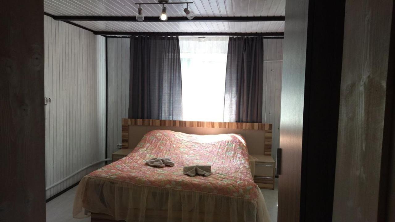 Kazka Aparthotel Jablunytsja Exteriör bild