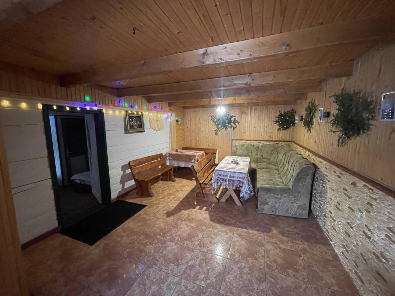 Kazka Aparthotel Jablunytsja Exteriör bild